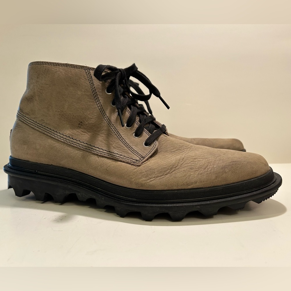Sorel Ace Waterproof Chukka Boots Size 11.5